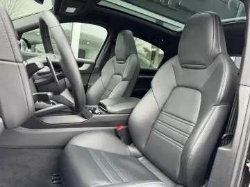 PORSCHE Cayenne S Coupe