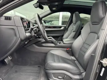 PORSCHE Cayenne S Coupe