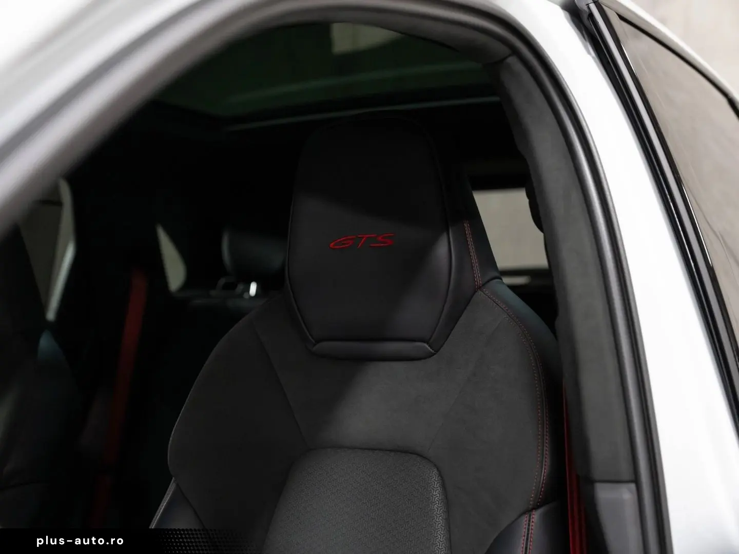 PORSCHE Cayenne 2025 — imagine 32