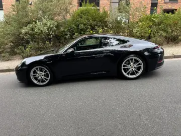 PORSCHE 911 Carrera BOSE