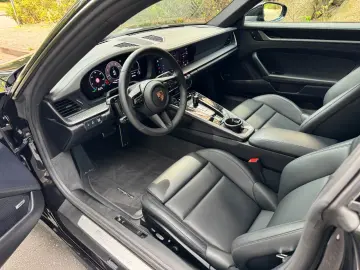 PORSCHE 911 Carrera BOSE
