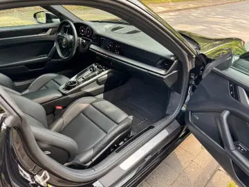 PORSCHE 911 Carrera BOSE