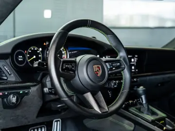 PORSCHE 911 GT3 Clubsport