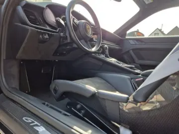 PORSCHE 911 GT3
