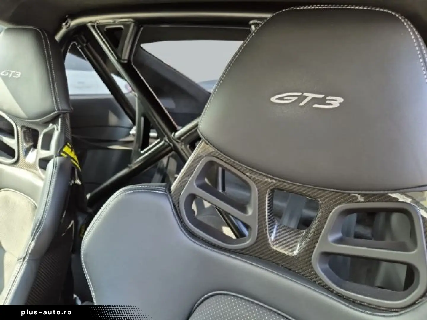 PORSCHE 911 2022 — imagine 12
