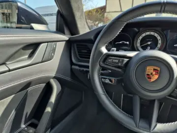 PORSCHE 911 GT3