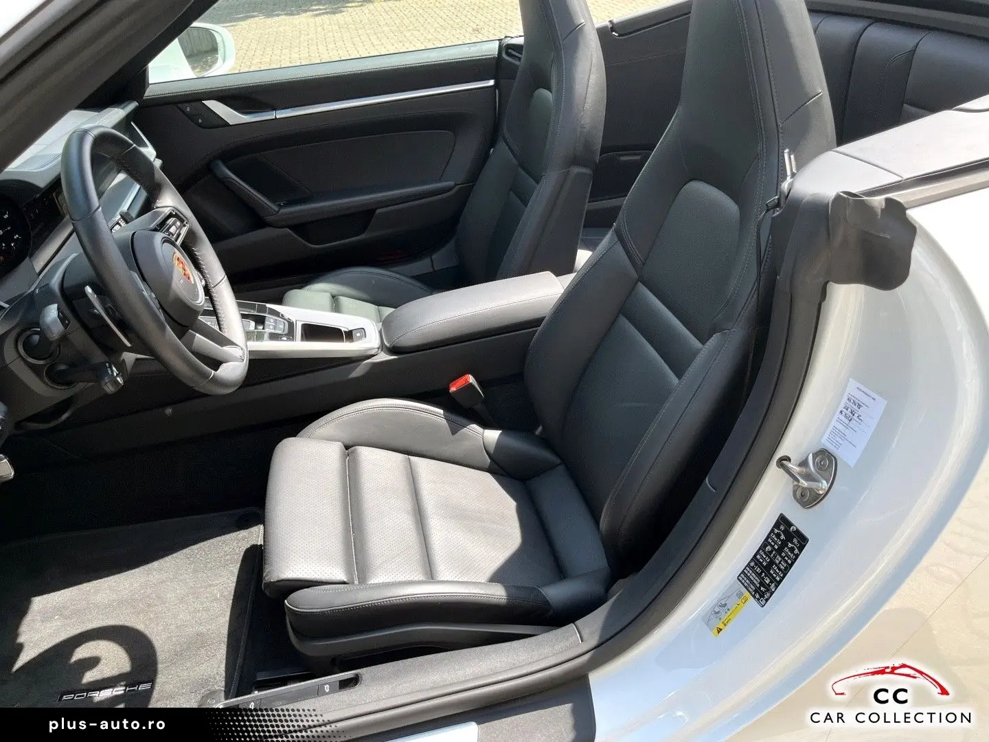 PORSCHE 992 Carrera 4S Cabrio