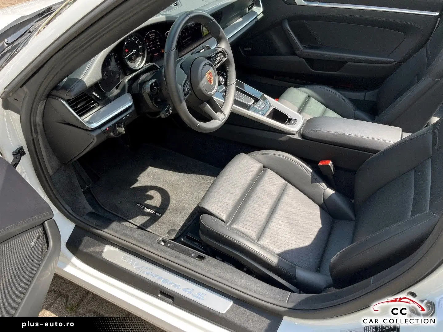 PORSCHE 992 Carrera 4S Cabrio