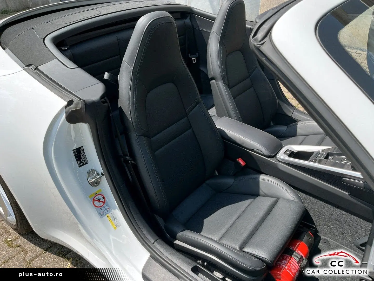 PORSCHE 992 Carrera 4S Cabrio
