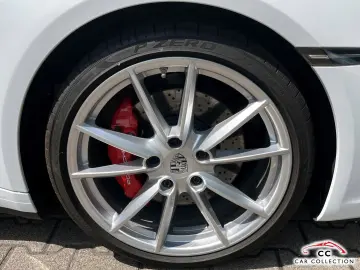 PORSCHE 992 Carrera 4S Cabrio