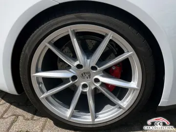 PORSCHE 992 Carrera 4S Cabrio