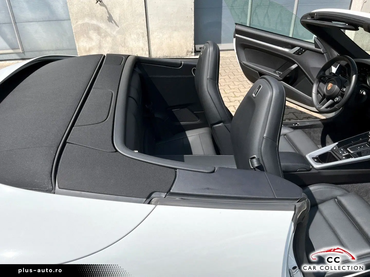 PORSCHE 992 Carrera 4S Cabrio