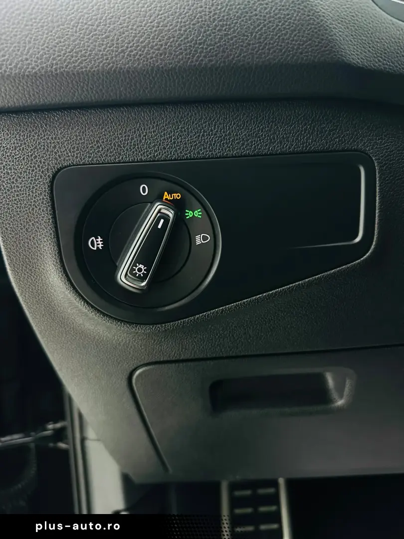 VOLKSWAGEN TIGUAN 2022 2.0D E6 Garantie 12 Luni Rate Avans 0