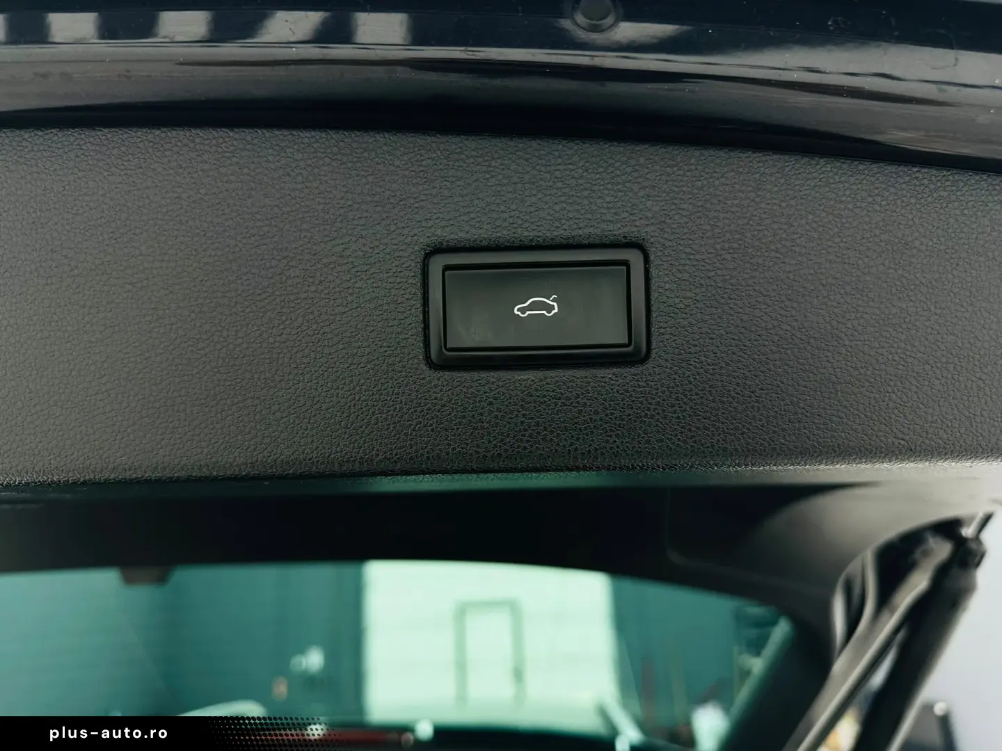 VOLKSWAGEN TIGUAN 2022 2.0D E6 Garantie 12 Luni Rate Avans 0