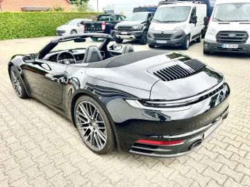 PORSCHE 992 Carrera 4S Cabrio