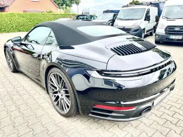 PORSCHE 992 Carrera 4S Cabrio