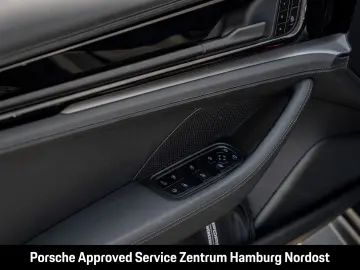 PORSCHE Panamera 4 E-Hybrid