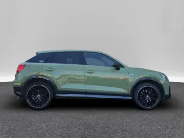 AUDI Q2 40 TFSI quattro edition one S-tr. Matrix Navi
