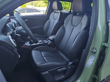 AUDI Q2 40 TFSI quattro edition one S-tr. Matrix Navi