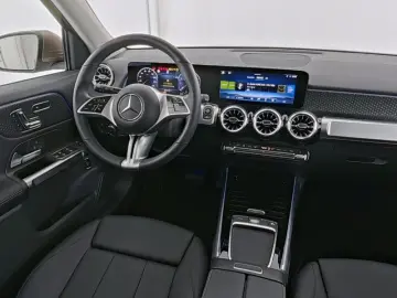 MERCEDES-BENZ GLB 250 4M Progressive-Advanced  LED P…