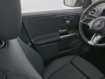 MERCEDES-BENZ GLB 250 4M Progressive-Advanced  LED P…