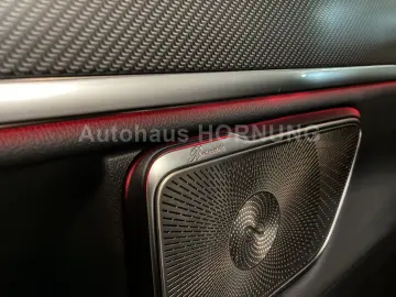 MERCEDES-BENZ V 250 d 4M AVANTGARDE LANG AMG STHZG A…