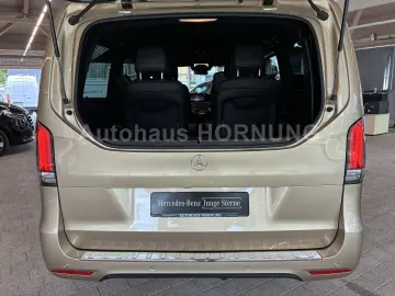 MERCEDES-BENZ V 250 d 4M AVANTGARDE LANG AMG STHZG A…