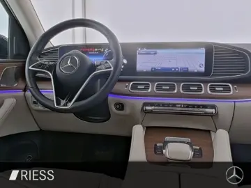 MERCEDES-BENZ GLE 350 de 4M AMG PANO AHK FAHRASSIST …