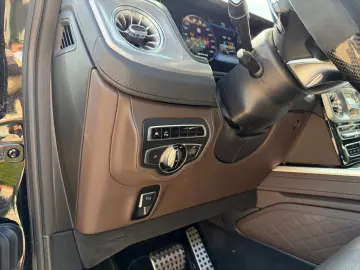 MERCEDES-BENZ Mercedes-Benz G63 AMG 4x4²