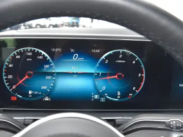 MERCEDES-BENZ GLE400d 4Matic Exclusive PANO LED  Bur…