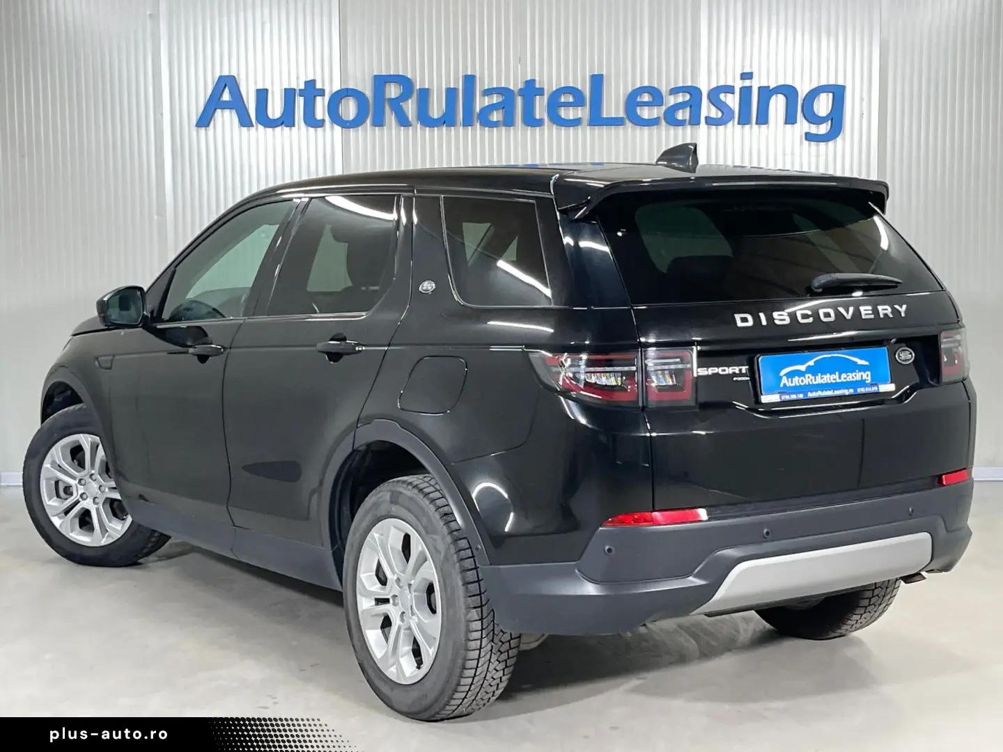 Land-Rover Discovery-Sport