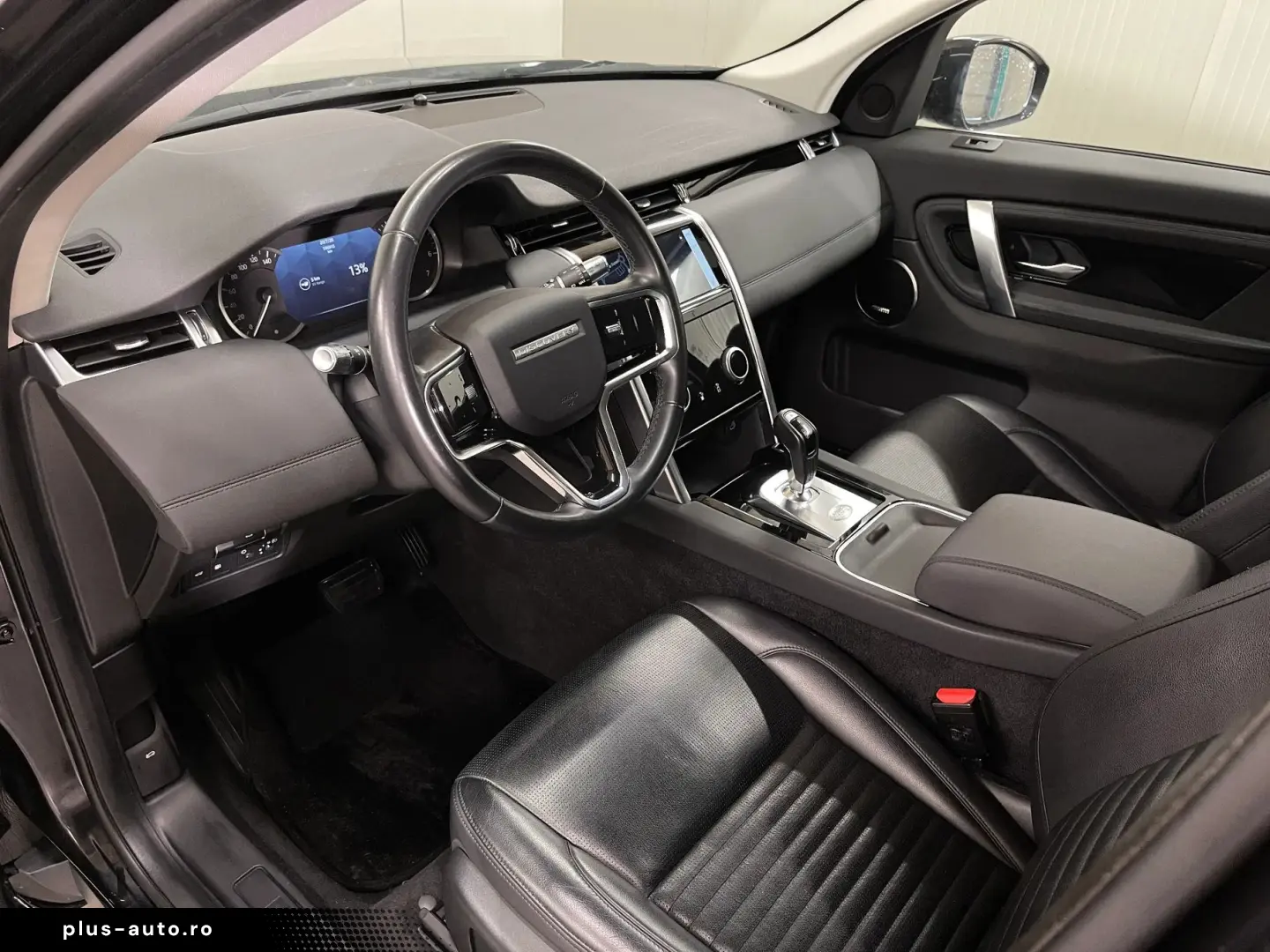 Land-Rover Discovery-Sport