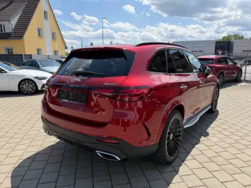 MERCEDES-BENZ GLC 400e 4Matic AMG Pano Night Burm HU…