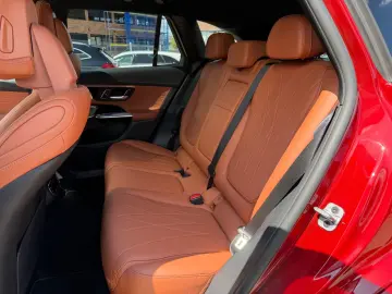MERCEDES-BENZ GLC 400e 4Matic AMG Pano Night Burm HU…