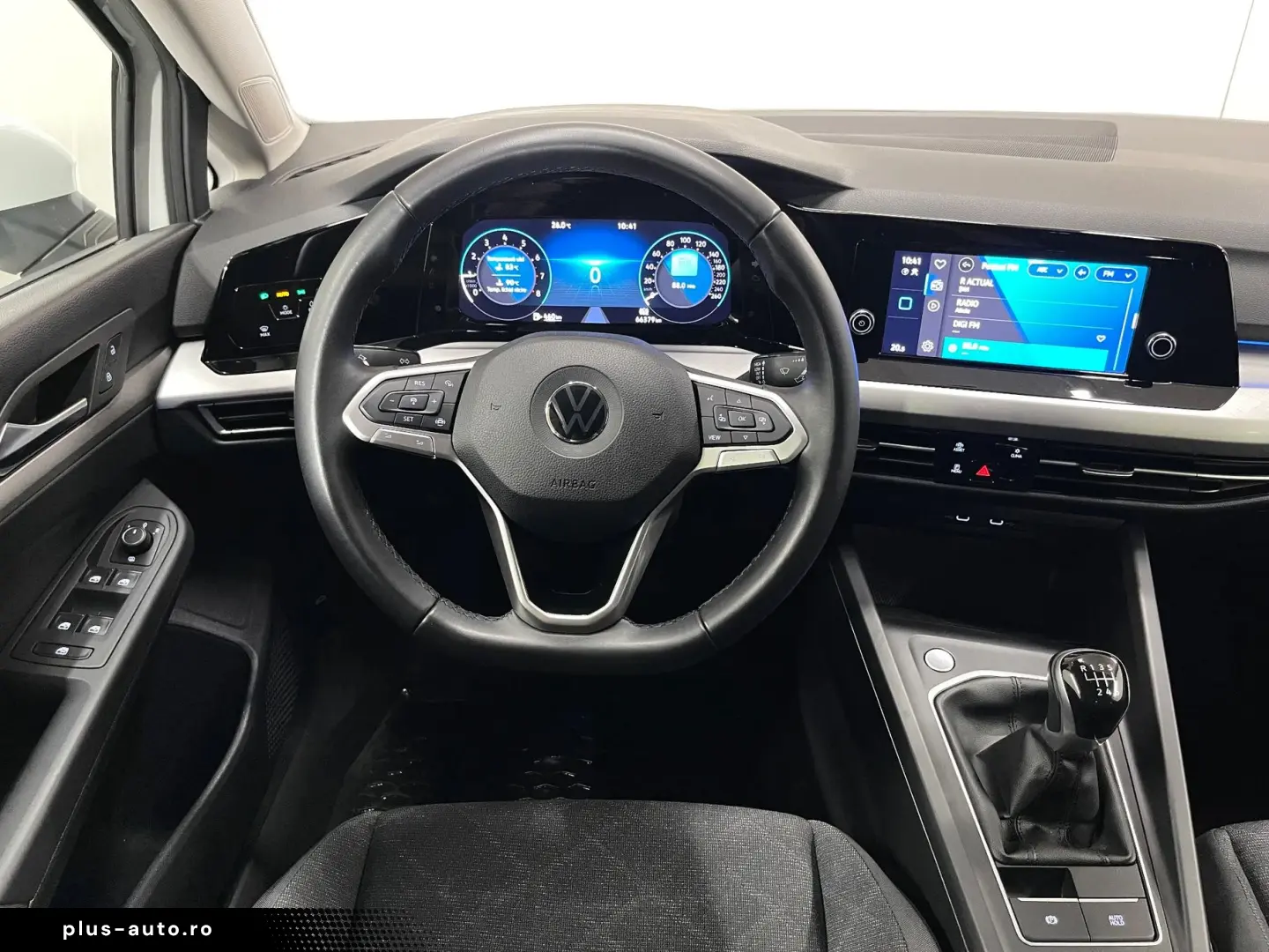 VOLKSWAGEN Golf 2022 — imagine 6