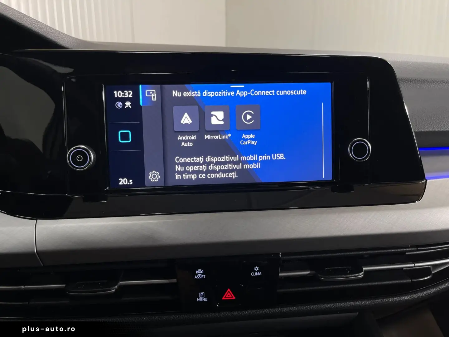 VOLKSWAGEN Golf 2022 — imagine 15