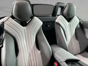 MG Cyberster Xpower AWD Memory Sitze  Soundsystem
