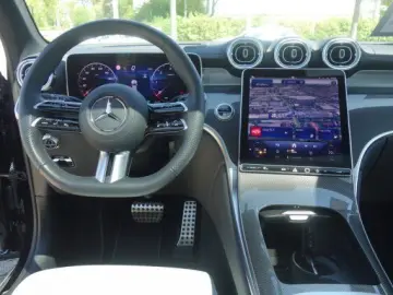 MERCEDES-BENZ GLC 300 d 4M AMG LINE PREM PANO HEAD D…