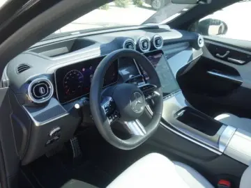 MERCEDES-BENZ GLC 300 d 4M AMG LINE PREM PANO HEAD D…