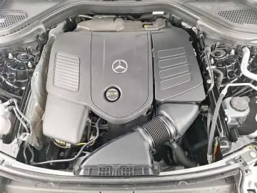 MERCEDES-BENZ GLC 300 AMG-Line 4MATIC 9G-tronic