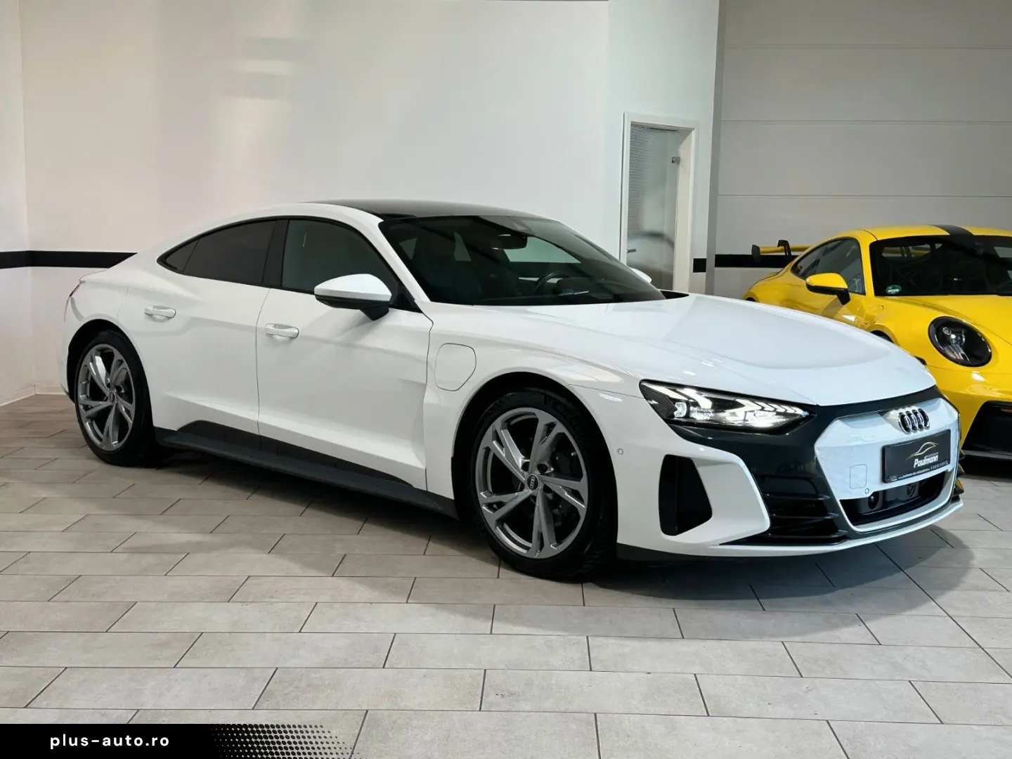 AUDI e-tron GT quattro Navi Leder Matrix HUD 1.Hand