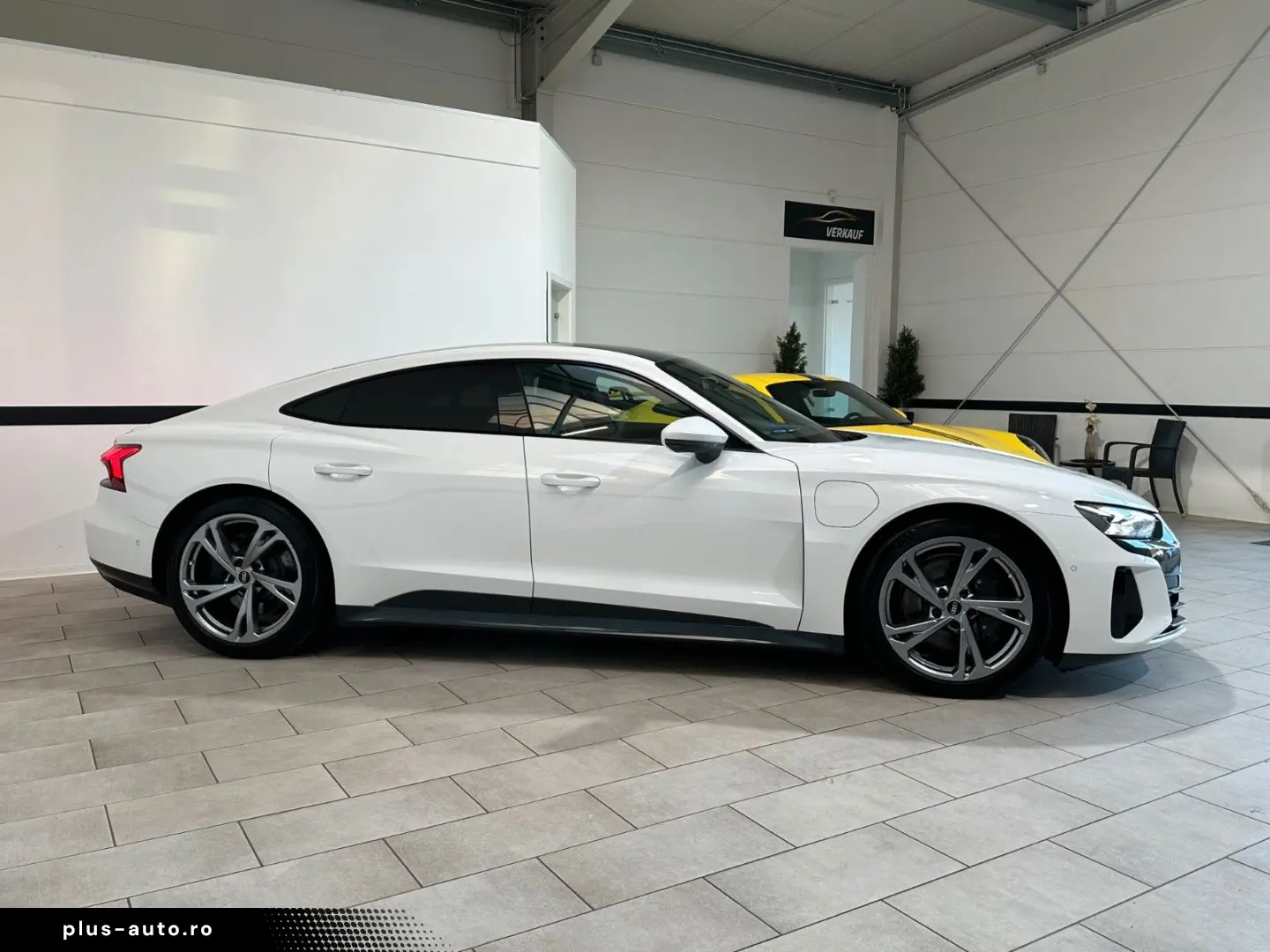 AUDI e-tron GT quattro Navi Leder Matrix HUD 1.Hand