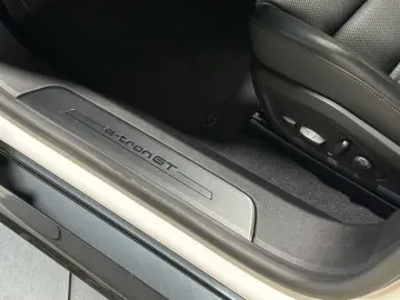 AUDI e-tron GT quattro Navi Leder Matrix HUD 1.Hand