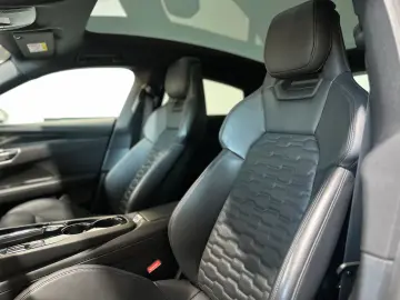 AUDI e-tron GT quattro Navi Leder Matrix HUD 1.Hand