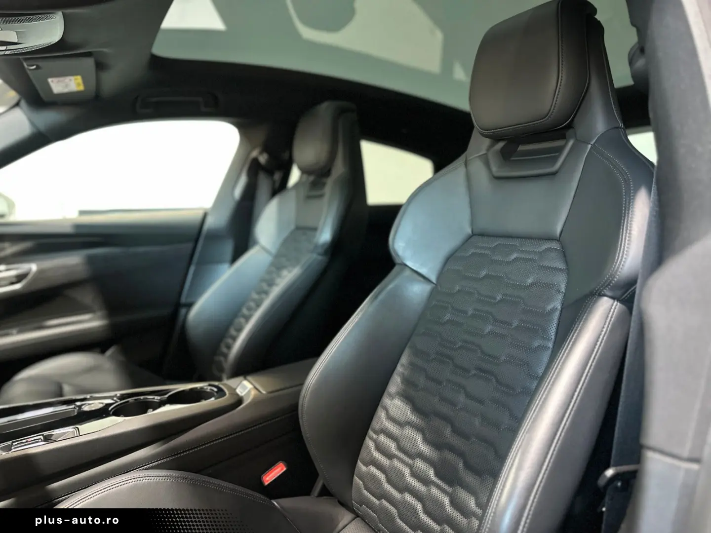 AUDI e-tron GT quattro Navi Leder Matrix HUD 1.Hand