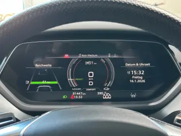 AUDI e-tron GT quattro Navi Leder Matrix HUD 1.Hand