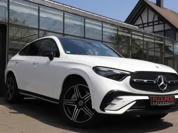 MERCEDES-BENZ GLC 220d Coupe 4Matic Edition AMG PANO…