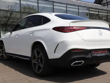 MERCEDES-BENZ GLC 220d Coupe 4Matic Edition AMG PANO…