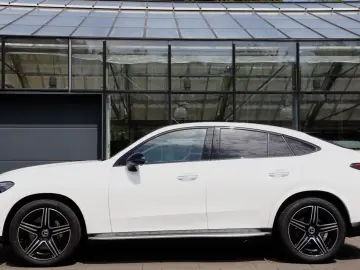 MERCEDES-BENZ GLC 220d Coupe 4Matic Edition AMG PANO…