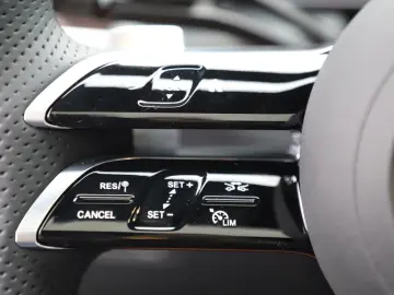 MERCEDES-BENZ GLC 220d Coupe 4Matic Edition AMG PANO…